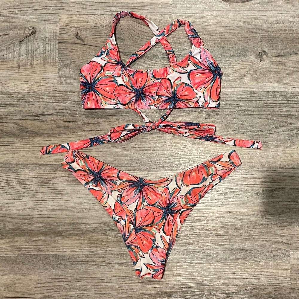 Kulani Kinis mimosa set